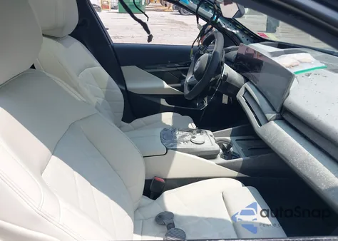 2025 BMW 550E xDrive from USA, damaged, VIN WBA13FK01SCU88062